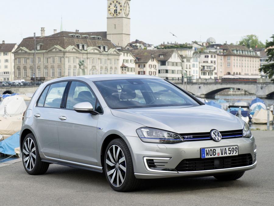  Volkswagen Golf GTE 5-Door 2014 года  (фото 19 из 45)